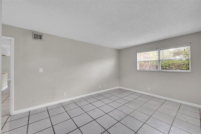 Building Photo - 11607 NW 29th St