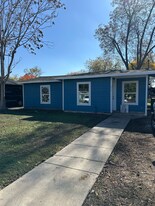 Building Photo - 430 Sussex Ave