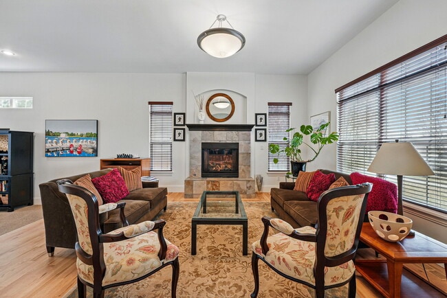 Building Photo - 8201 E 6th Ave