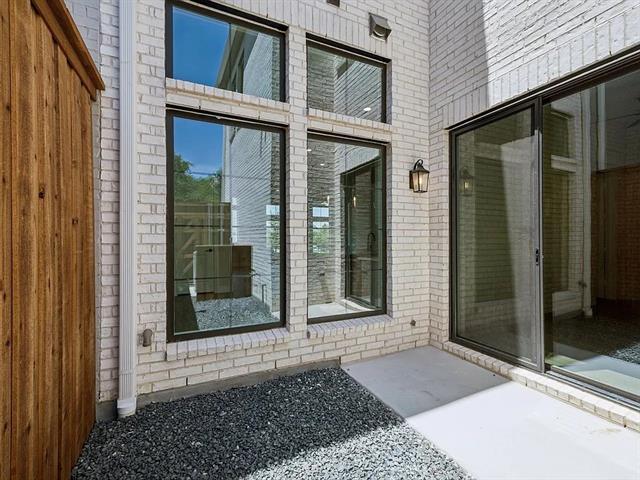 Building Photo - 4436 Burge Ave