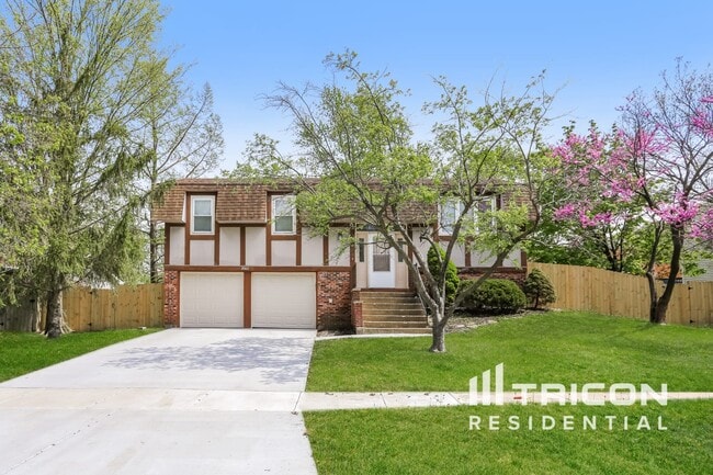 Primary Photo - 20163 S Jonquil Ln