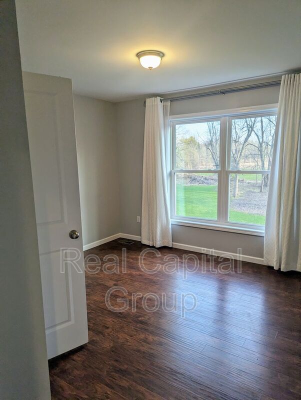 Building Photo - 753 Seneca Creek Rd