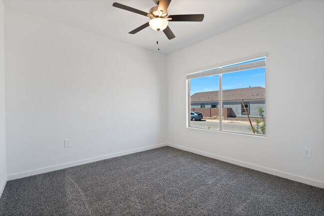 Building Photo - 13276 N Jessett Ln