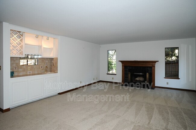 Building Photo - 3045 Lopez Rd