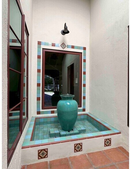 Building Photo - 28910 Wagon Rd