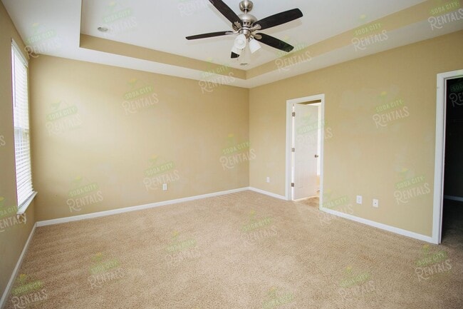Building Photo - Stunning 4BR/3BA Home in Heritage Farms –  Ready to move-in!