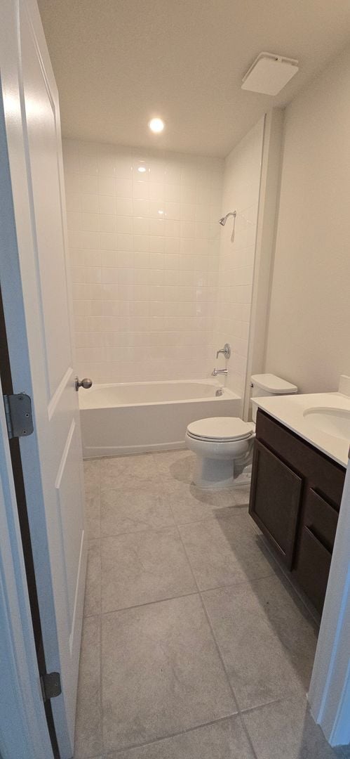 Building Photo - South Villages