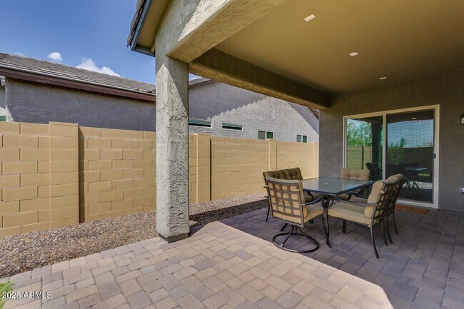 Building Photo - 1657 W Desperado Way