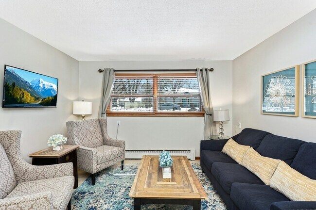 Building Photo - 157 Mississippi Pl