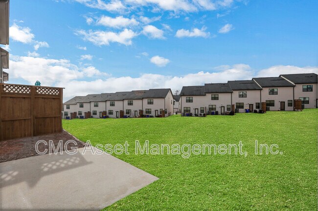 Building Photo - 6417 Mountain Home Way