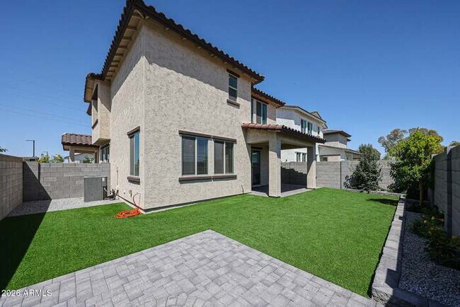 Building Photo - 3361 S 179th Dr