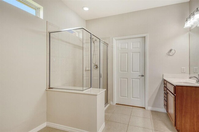 Building Photo - 19365 Rizzuto St