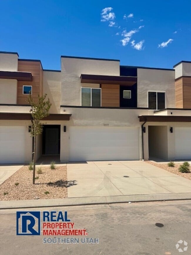Building Photo - Long Valley Townhome with all the Amenities