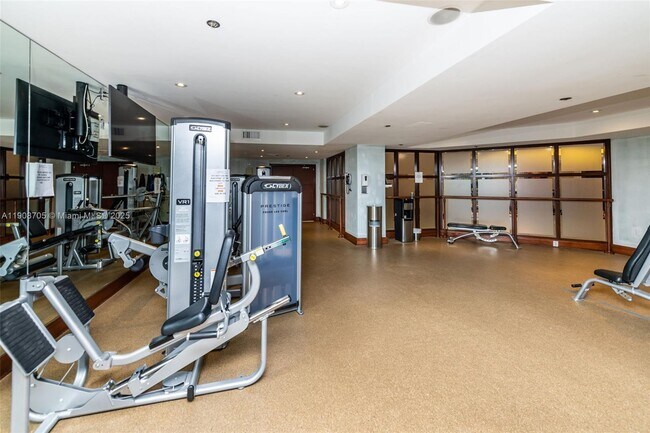 Building Photo - 10205 Collins Ave