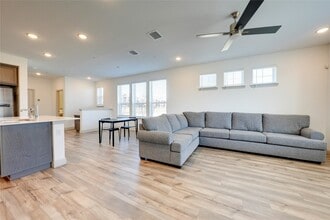 Building Photo - 3516 Zellwood Ln