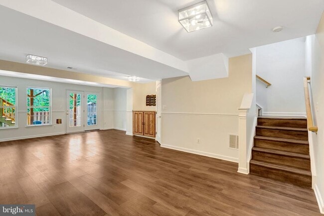 Building Photo - 7057 Sauvage Ln