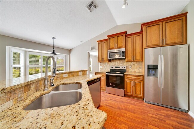 Building Photo - Spacious 3-Bed, 2-Bath Home for Rent in SW...