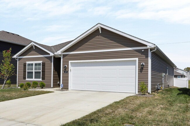 Primary Photo - 567 Faulkner Dr