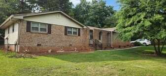 Front of house - 5787 Lorraine Dr