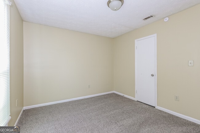 Building Photo - 9415 Haley Ct