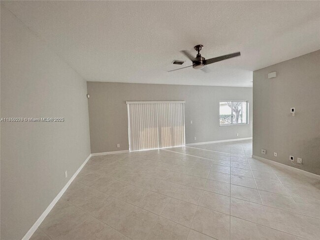 Building Photo - 7611 NW 99th Terrace