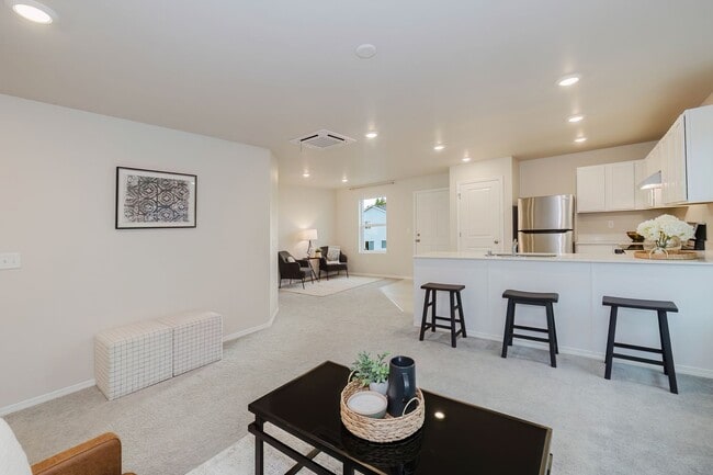 Building Photo - Olympic Ridge Rambler