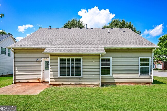 Building Photo - 987 Brisley Cir