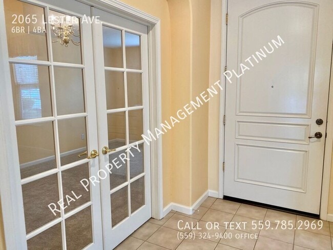 Building Photo - 2065 Lester Ave