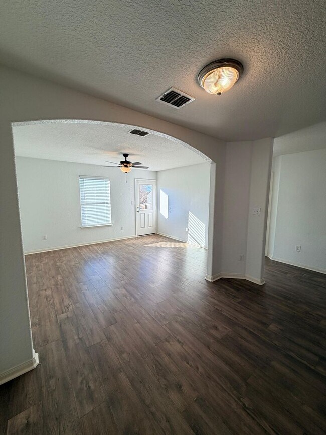 Building Photo - 5651 Forest Canyon