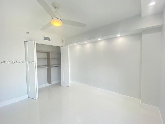 Building Photo - 3530 Mystic Pointe Dr