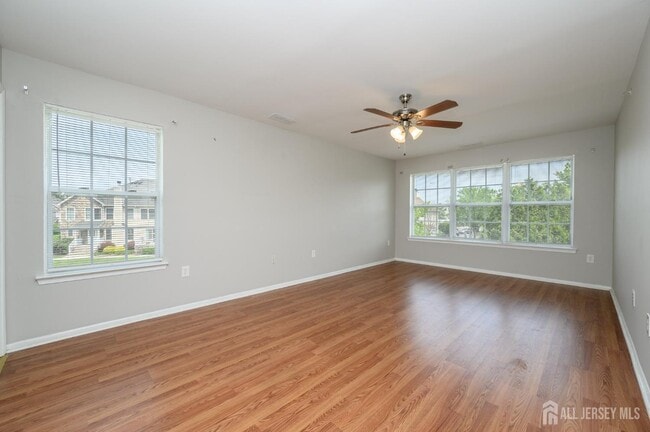 Building Photo - 180 Lackland Ave