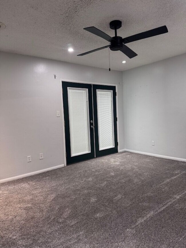 Building Photo - Available Now - Charming Home for Rent