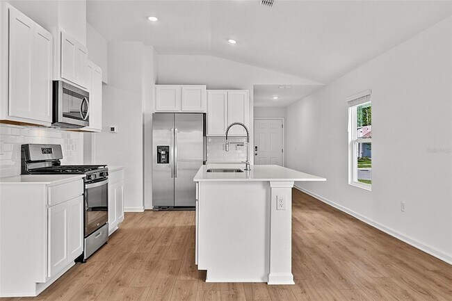 Building Photo - 863 Grand Reserve Dr