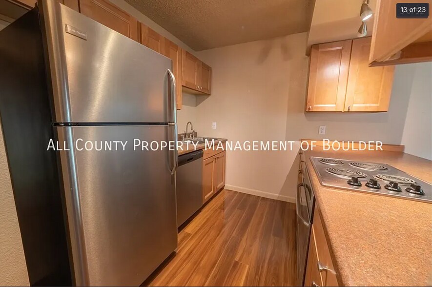 Building Photo - 2707 Valmont Rd