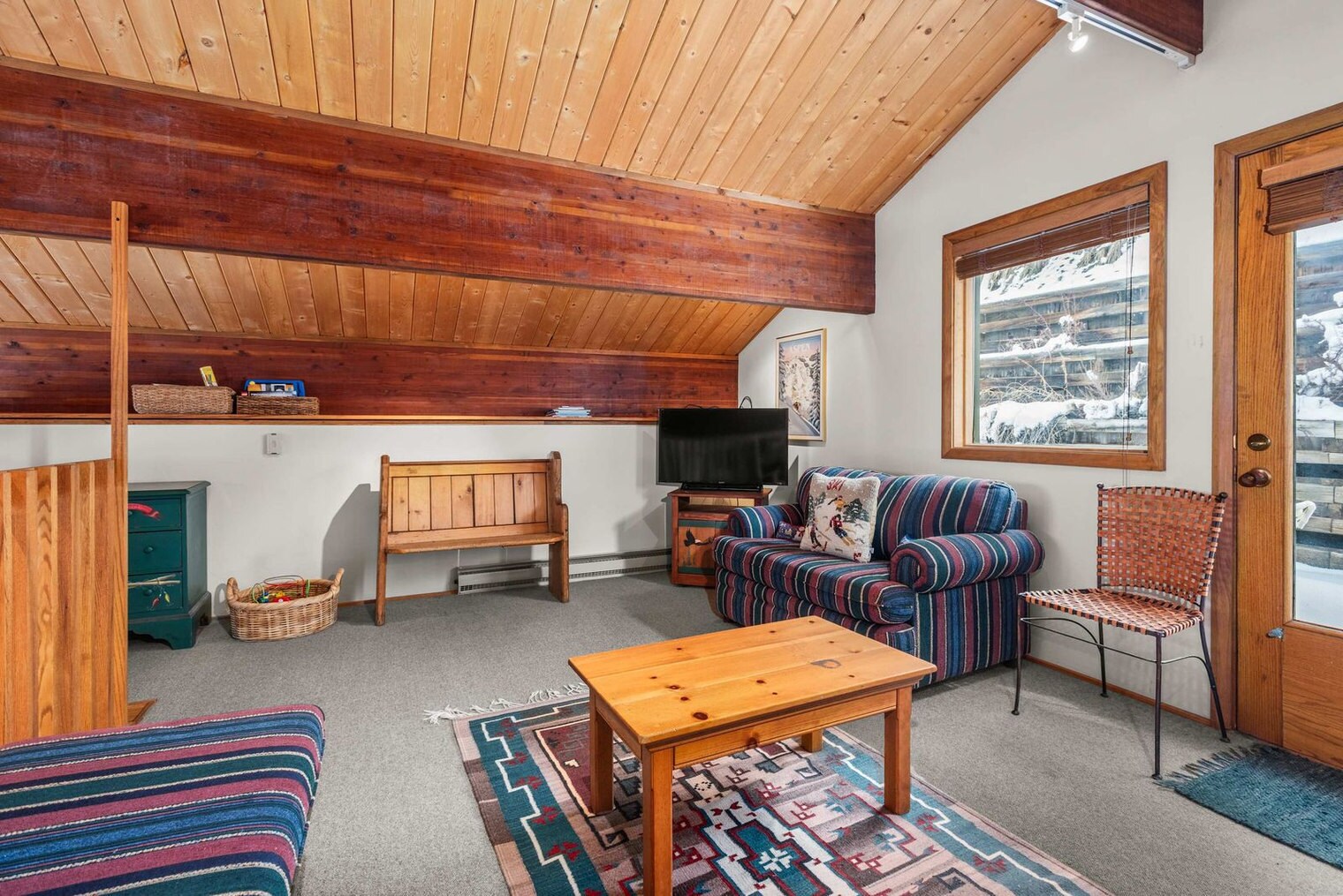 Building Photo - 837 Mountain Laurel Dr