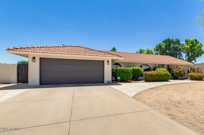Building Photo - 11209 N 45th Way