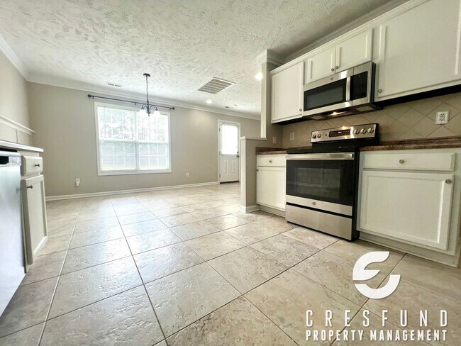 Building Photo - Coming Soon (End of July) 3Br 3 Bath Locat...