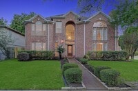 Building Photo - 5365 Lampasas St