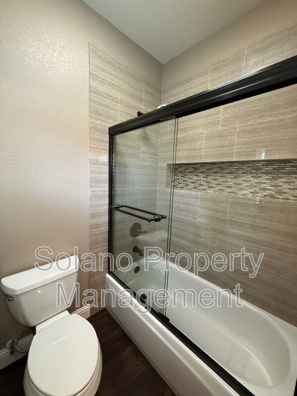 Building Photo - 2833 Prestwick Ct