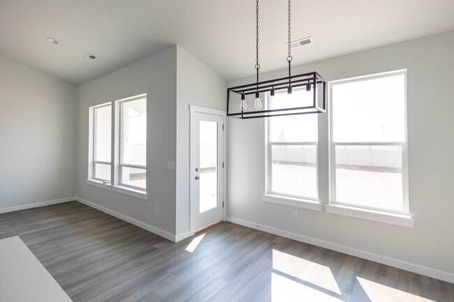 Building Photo - 10617 W Garganey Dr