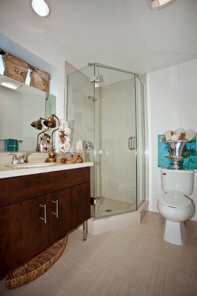 Building Photo - 4547 Eagle Rock Blvd