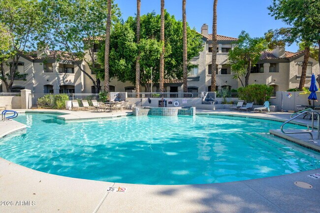 Building Photo - 15095 N Thompson Peak Pkwy