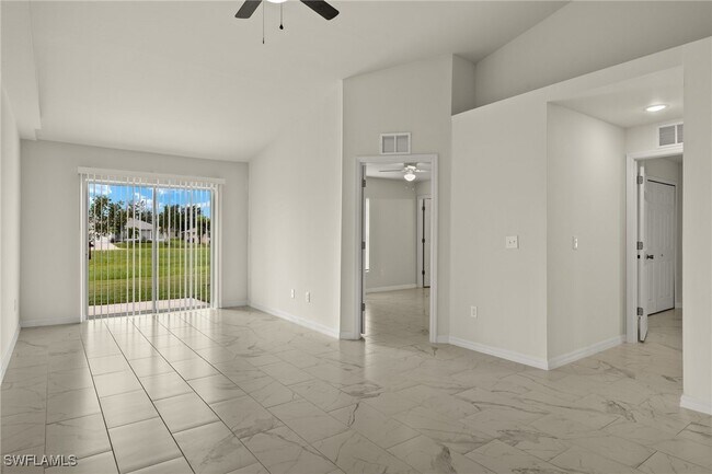 Building Photo - 4538 SW 8th Pl