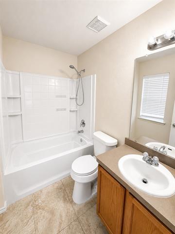 Building Photo - 10633 Traymore Dr