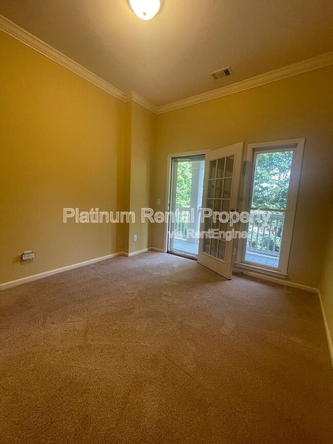Building Photo - 1460 Wembley Ct NE