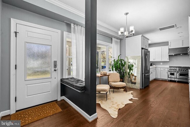 Building Photo - 3803 Estel Rd