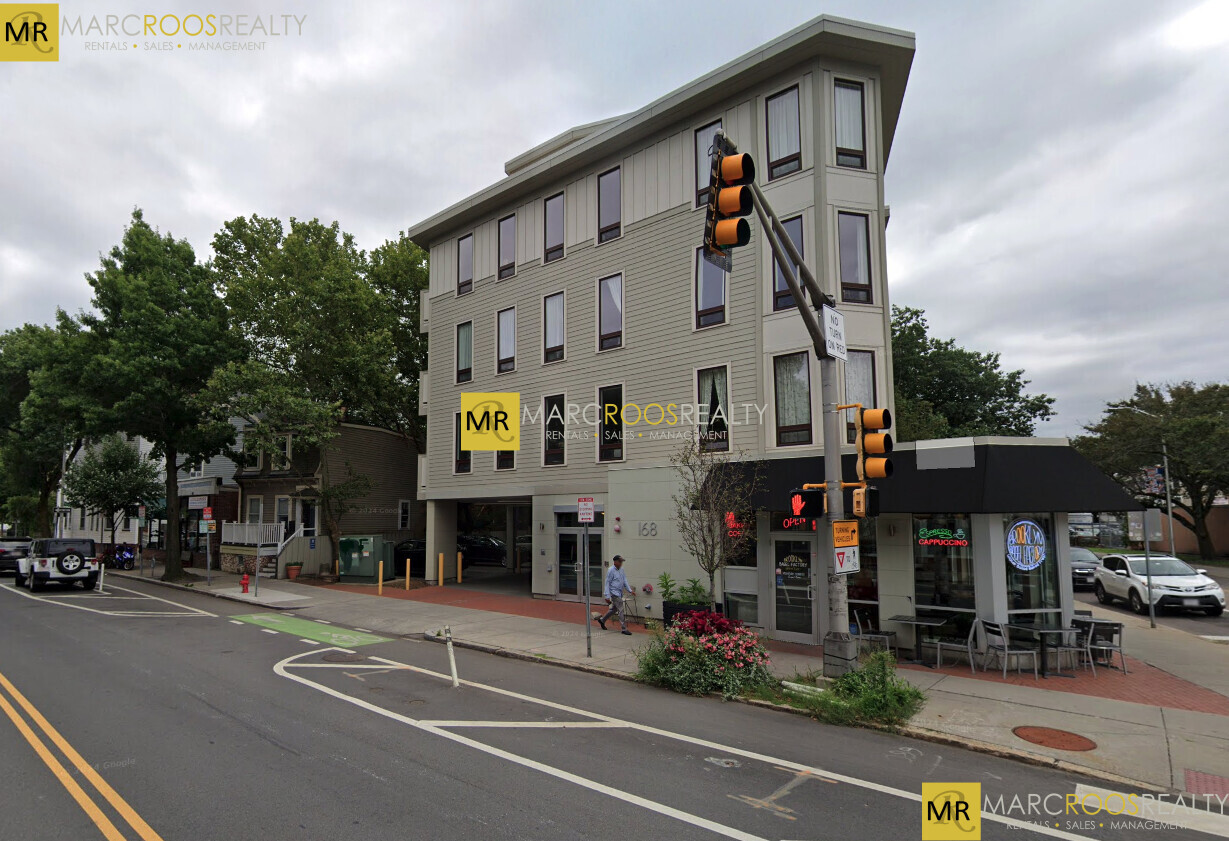 Building Photo - 162 Hampshire St