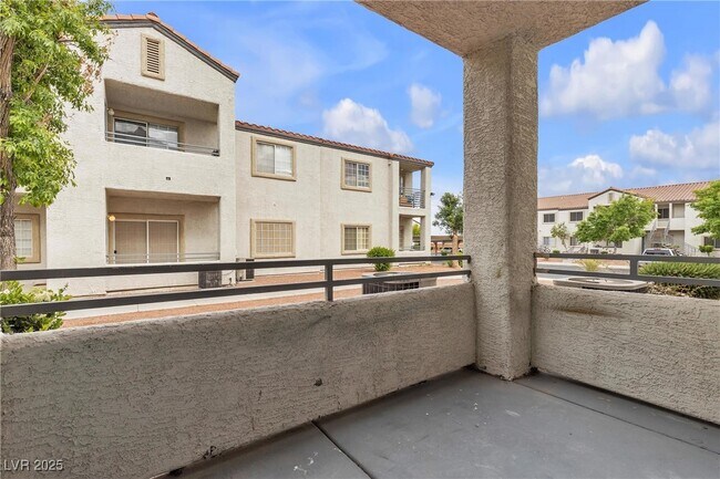 Building Photo - 3318 N Decatur Blvd