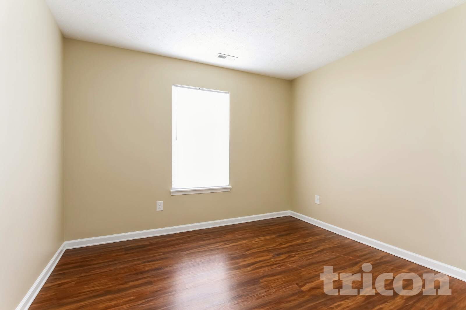 Building Photo - 2940 Armaugh Dr