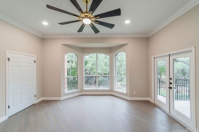 Building Photo - 18605 Elmbrook